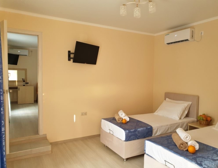 Комфорт 2-комнатный - Отель Arda / Арда Гагра